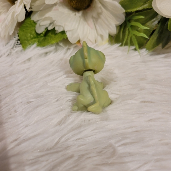 2/$10 Littlest Pet Shop Authentic LPS #374 Green Iguana Lizard Purple Eyes - Picture 5 of 9